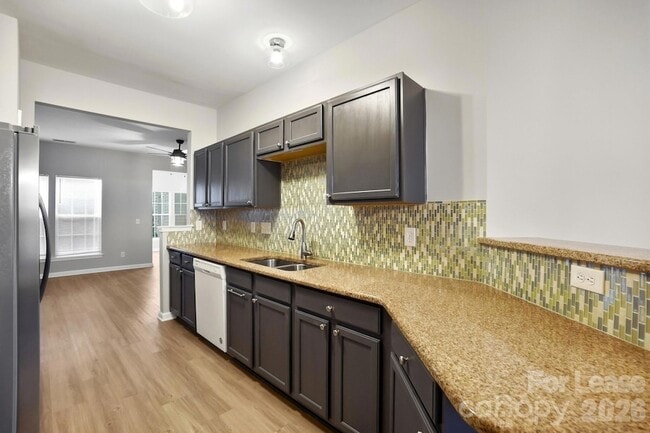 Building Photo - 3028 Misty Harbor Cir