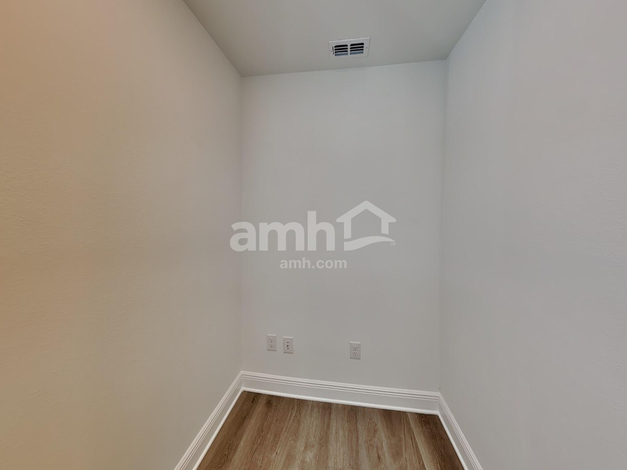 Building Photo - 6551 Atlantic Bch Ave