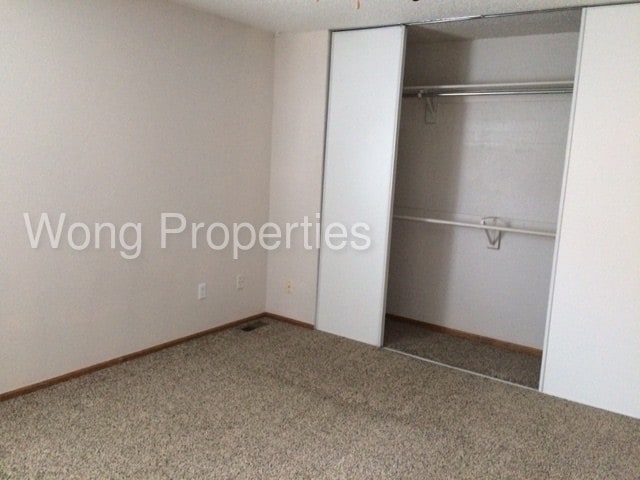 Building Photo - 5622 S Yank Court