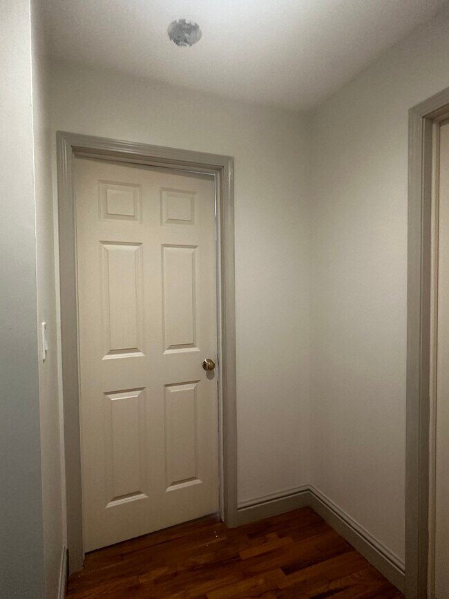 Building Photo - 6962 Adaside Dr SE