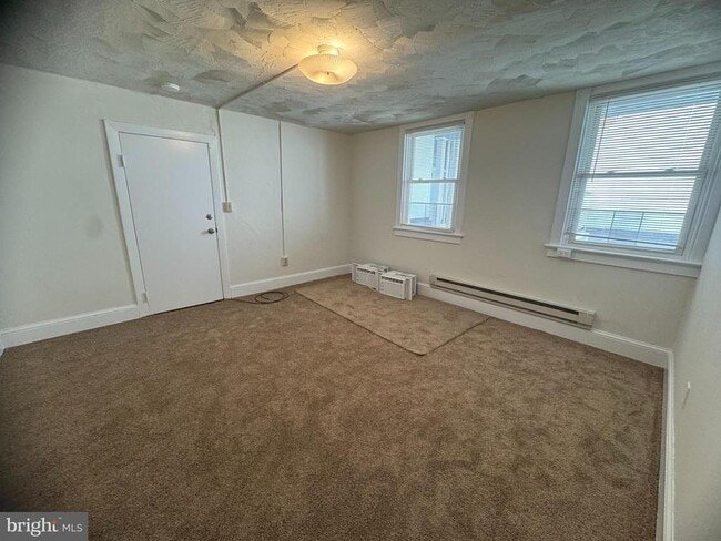 Building Photo - 41 E Patrick St