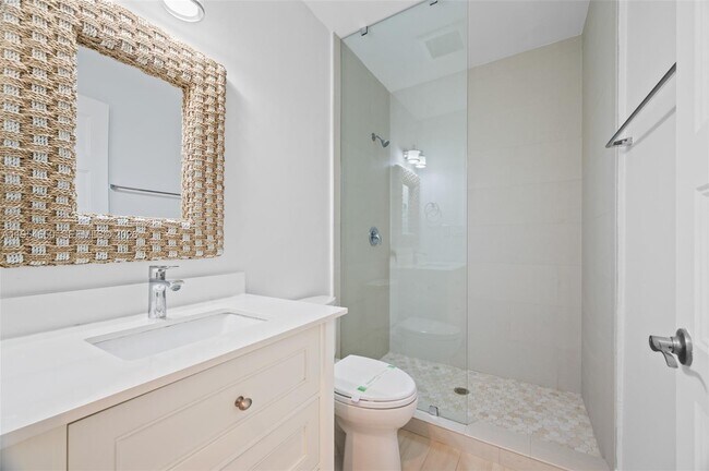 Building Photo - 126 Antiquera Ave