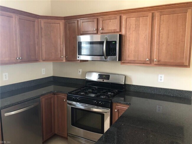 Building Photo - 3955 Seeman Rd