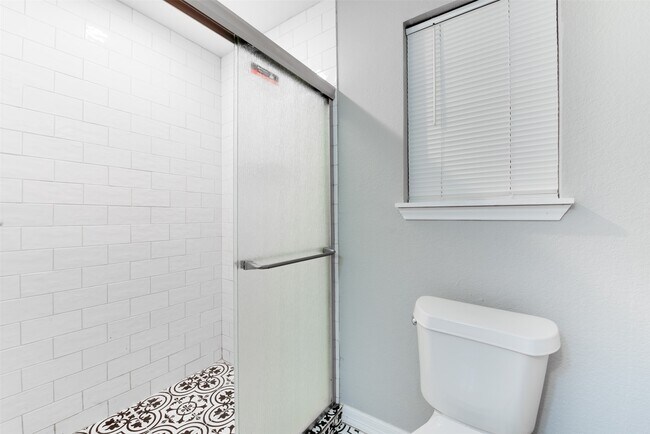 Building Photo - 11215 Munn St