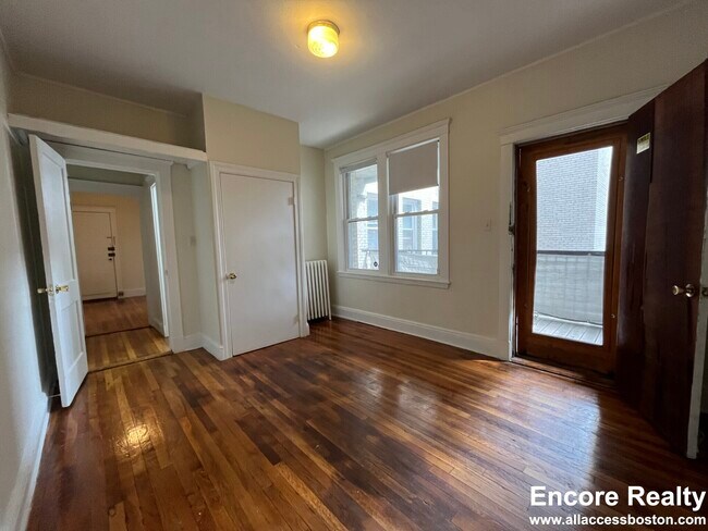 Building Photo - 1630 Commonwealth Ave