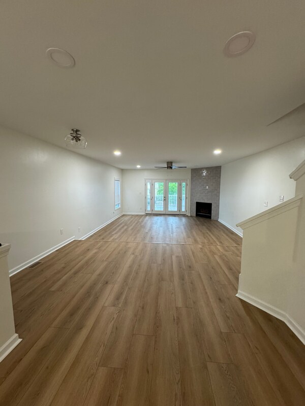 Building Photo - 4485 Ocean View Ave