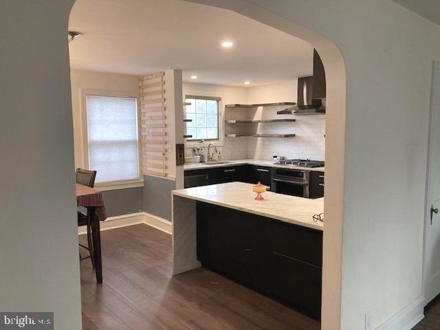 Building Photo - 14 W Summerfield Ave