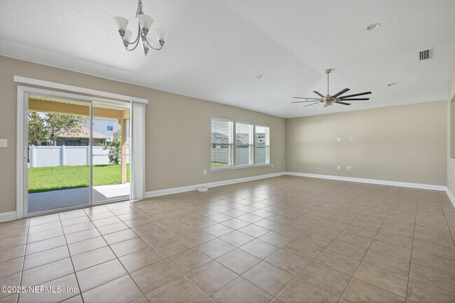 Building Photo - 67 Cres Cove Ct