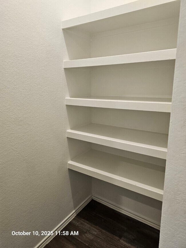 Building Photo - 5742 Indigo Ridge Ct