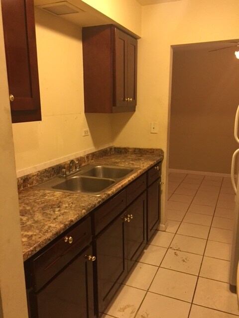 Building Photo - 121 Arthur Ave