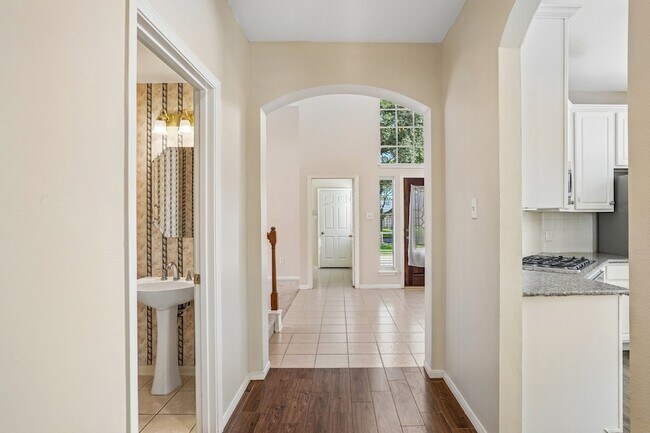 Building Photo - 15415 Truslow Point Ln