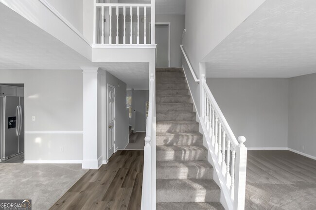 Building Photo - 420 Harvick Cir