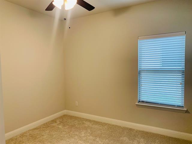 Building Photo - 7804 Cottonwood Dr