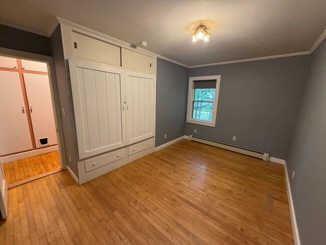 Building Photo - 3BD/1BA Single Family Home in Westbrook - Available Now