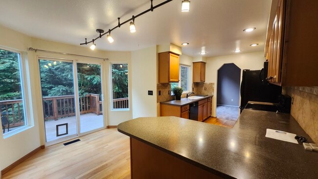 Building Photo - 35336 10th Pl SW