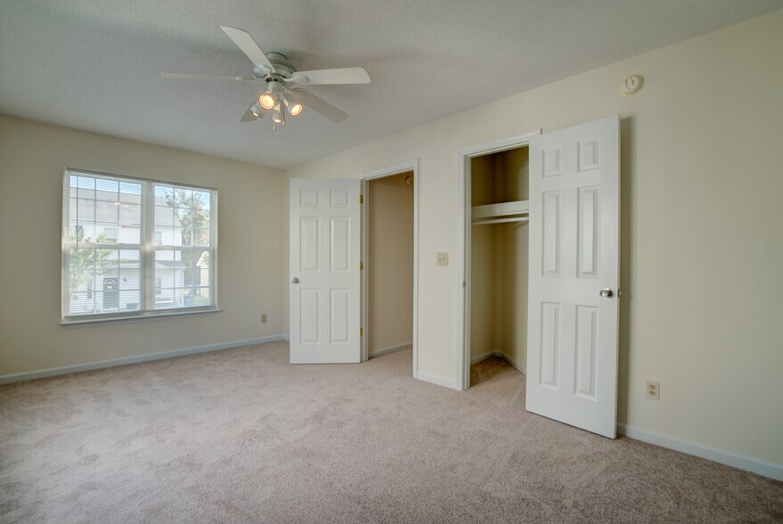 Upstairs Bedroom - 2129 Market St