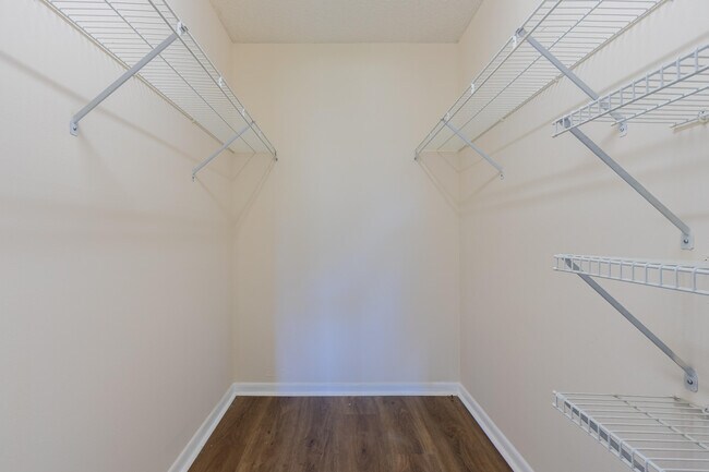 Building Photo - 9449 Boca Cove Cir