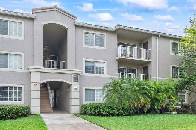 Building Photo - 5011 Wiles Rd