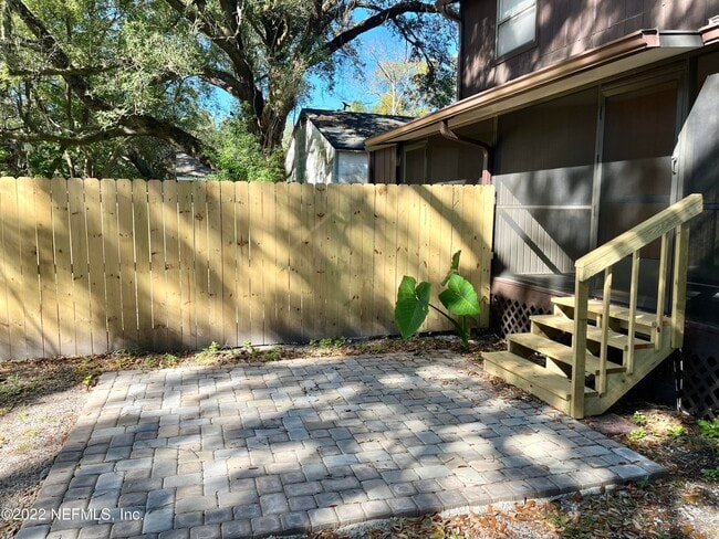 Building Photo - 2066 Utah Ave