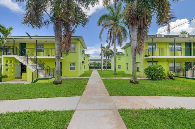 Building Photo - 180 NE 68th St