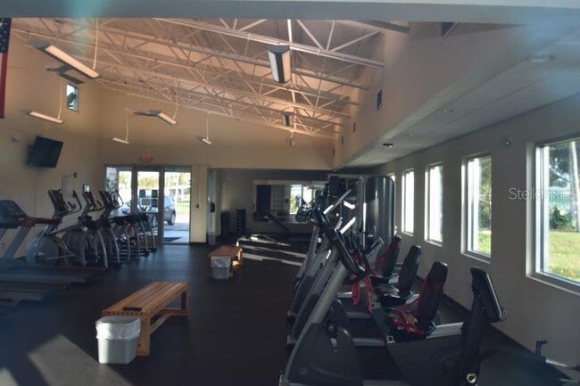 Building Photo - 706 Locarno Dr