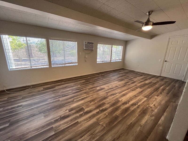 Building Photo - 735 Leisure World