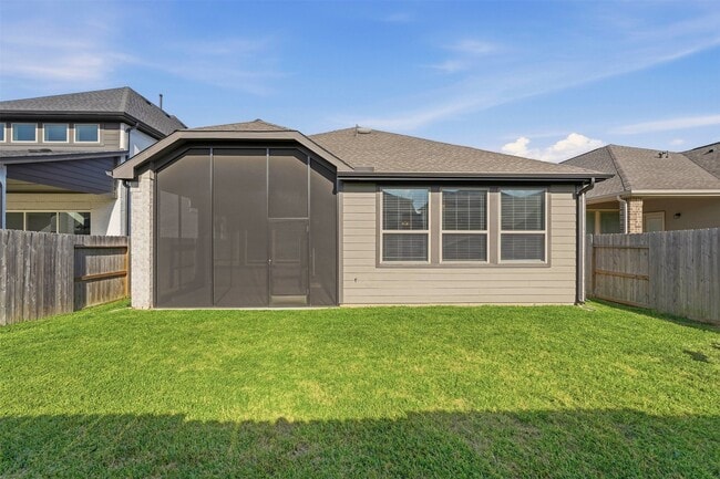 Building Photo - 1227 Carswell Grove Dr