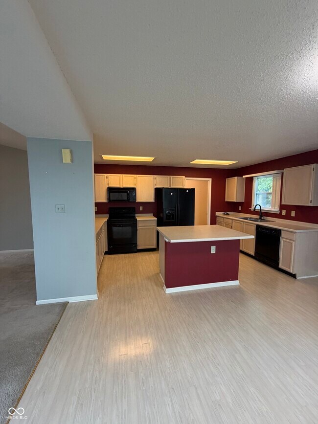 Building Photo - 14277 Orange Blossom Trail
