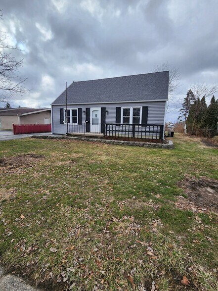 Primary Photo - 410 McKinley St