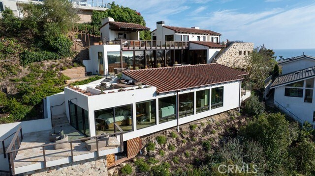 Building Photo - 345 Emerald Bay