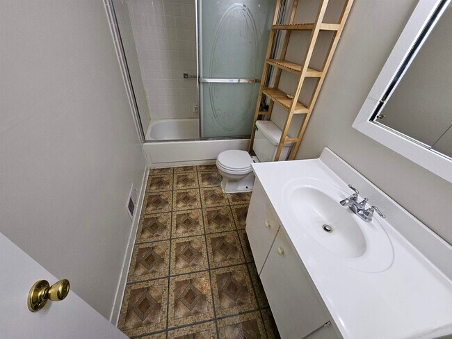 Building Photo - 187 Sandcastle Key