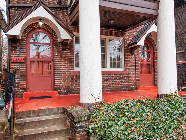 Building Photo - 1430 Severn St