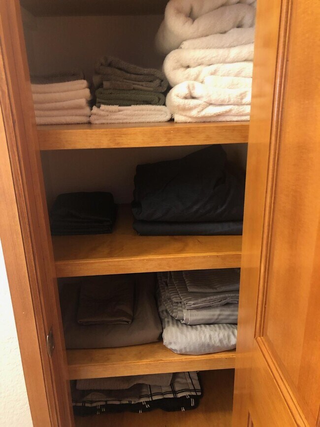 Building Photo - 123 Leibrock Cir