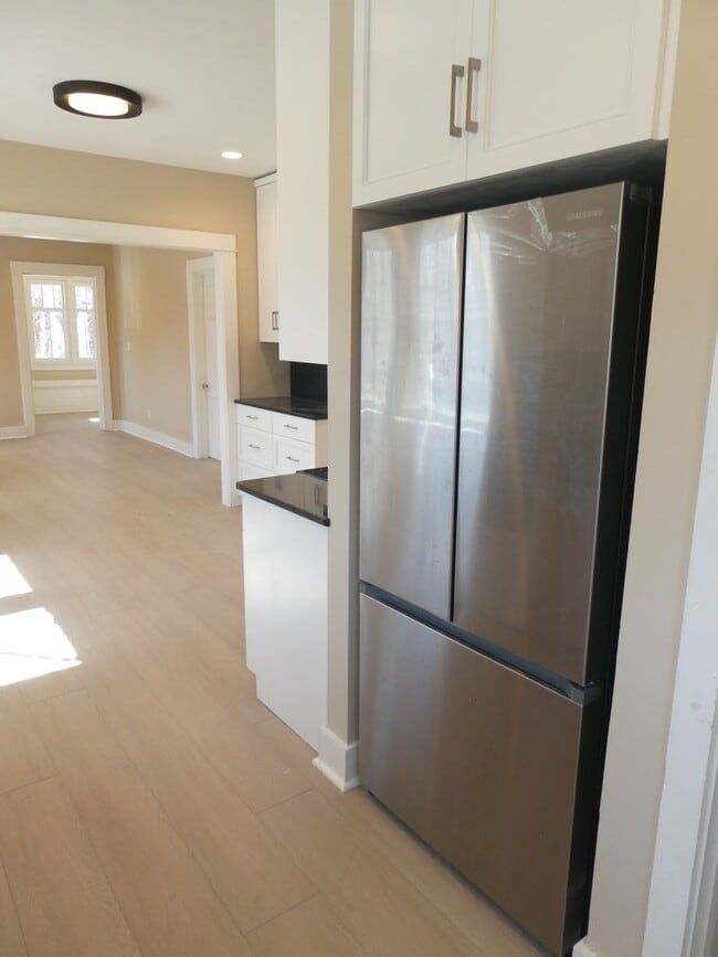 Building Photo - 2 Bed 1.5 Bath House near Boone Hospital