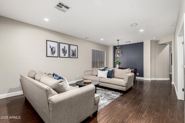 Building Photo - 11411 E Sebring Cir