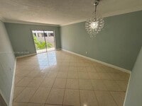 Building Photo - 1055 W 77th St