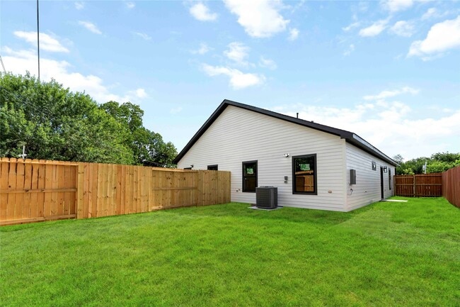 Building Photo - 9514 Ashville Dr