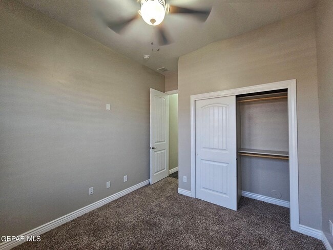 Building Photo - 545 Oilfield Dr