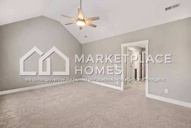 Building Photo - 122 Valley View St