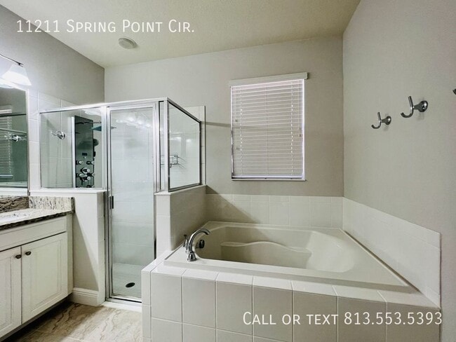 Building Photo - 11211 Spring Point Cir