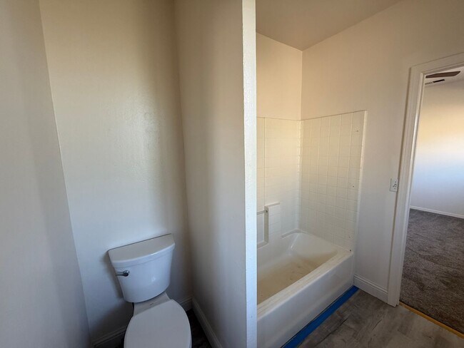 Building Photo - Acacia Multi Dwelling