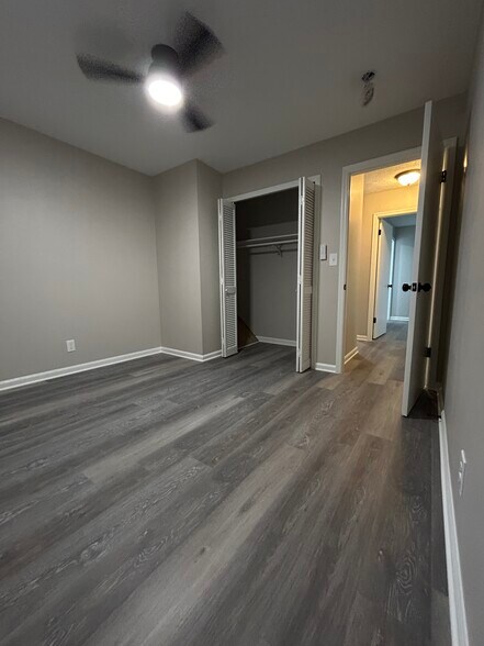 Building Photo - 140 Oakhurst Dr