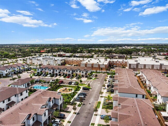 Building Photo - 221 SW 159th Way