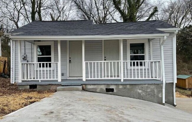 Building Photo - 1308 Iredell Ave
