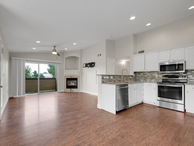 Building Photo - $2,395.00 - 3 Bedrooms, 2Bathrooms, Condo ...