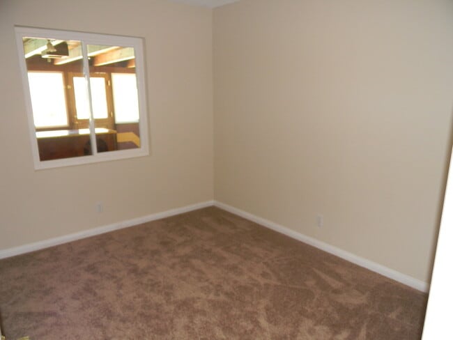 Building Photo - 1333 E Orange Grove Ave