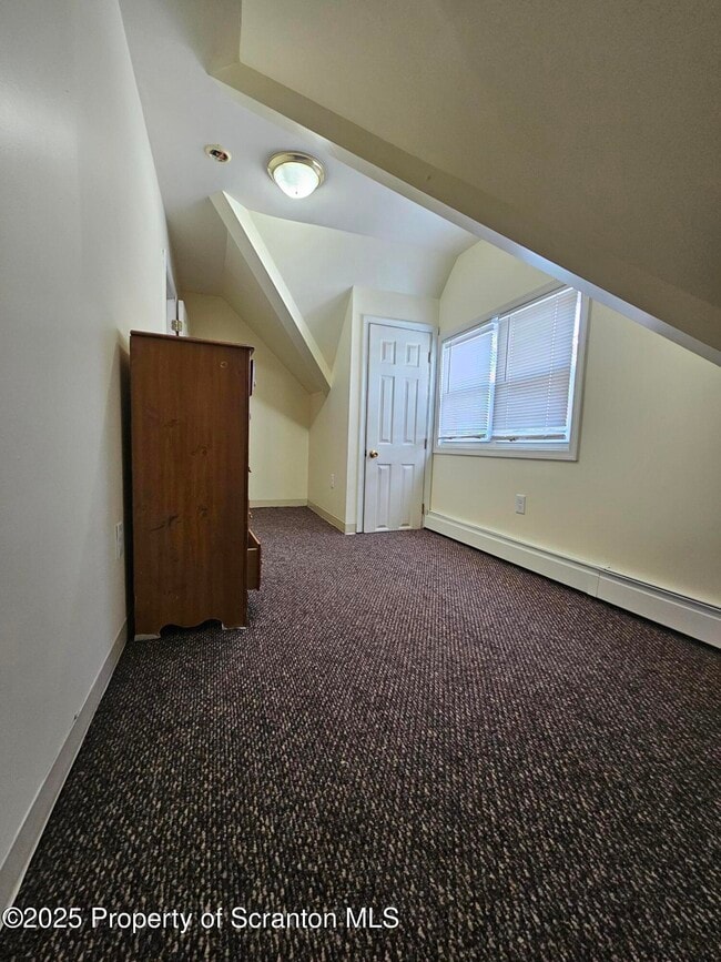 Building Photo - 1207 Mulberry St