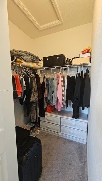 Building Photo - 1146 SE 26th Ter