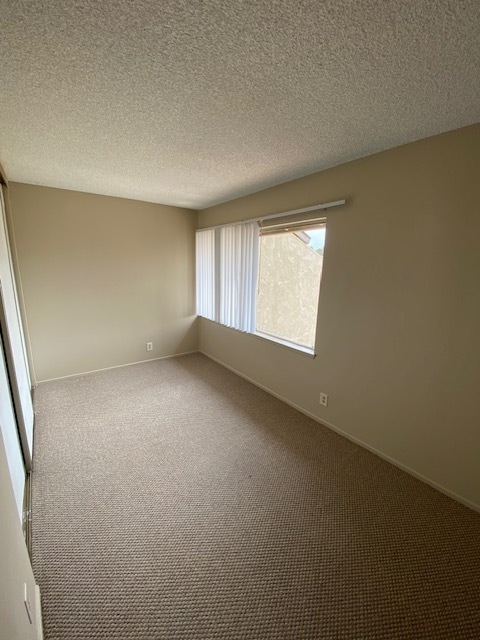 Building Photo - 7327 Unicorn Cir