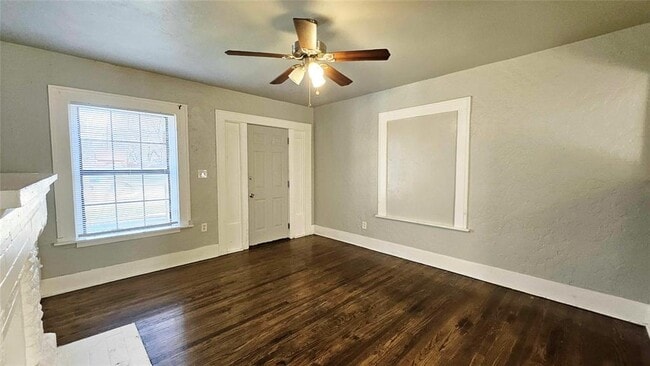 Building Photo - 1312 NW 12th St